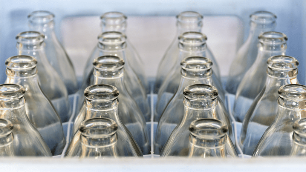 The Symphony of Bottles: How Fluids Make&nbsp;Music